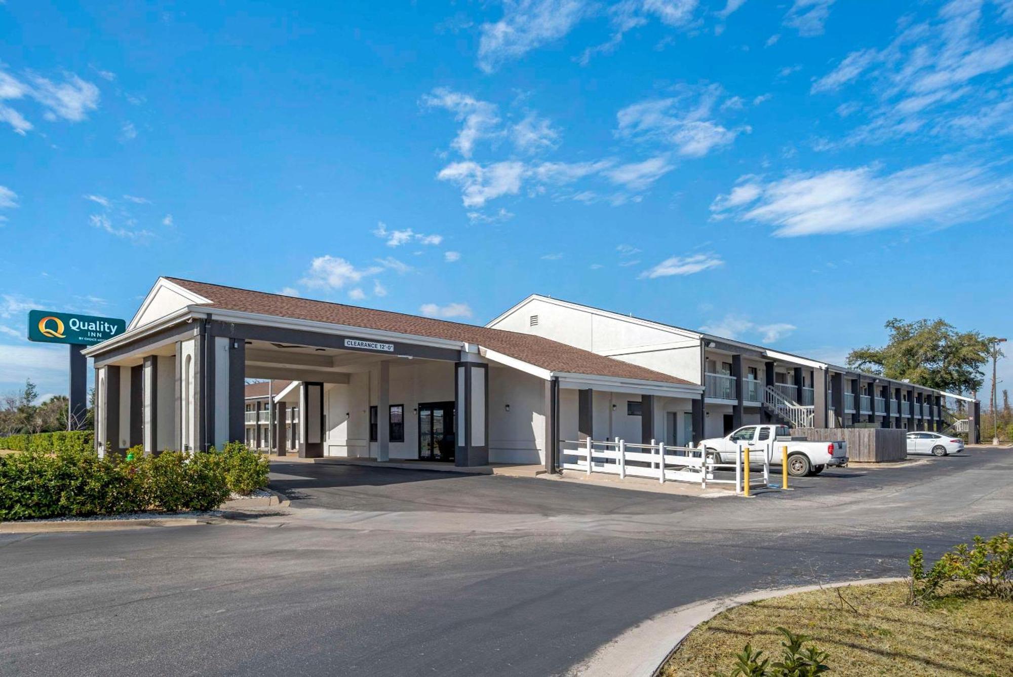 Quality Inn & Conference Center Panama City Exterior foto